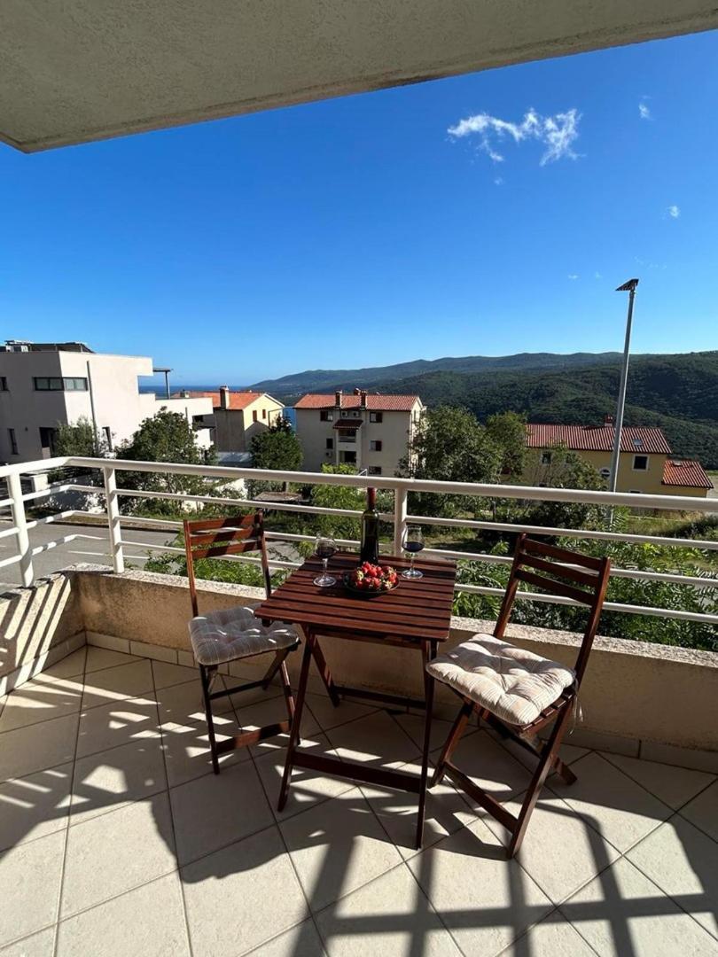 Gorgeous Biserka Apartment Near The Sea Rabac Esterno foto